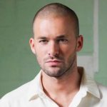 Potongan Rambut Botak Merupakan Salah Satu Gaya Unik