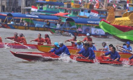 Tradisi Bidar Lomba Perahu Tradisional Di Sungai Musi