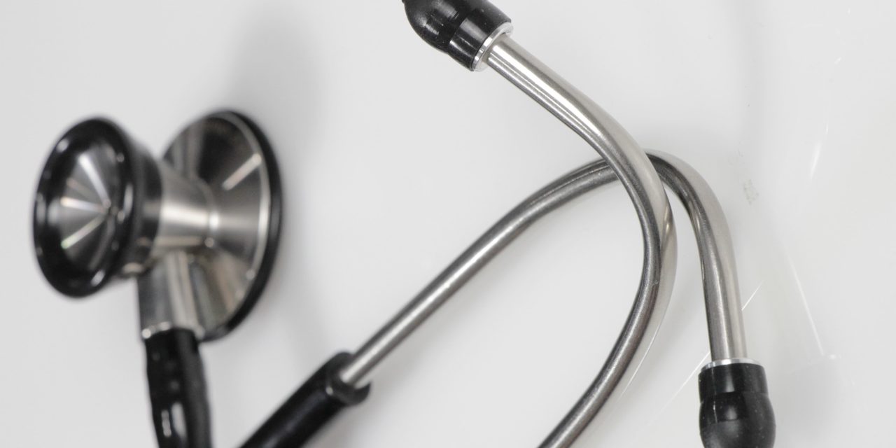 Peralatan Medis Stetoskop Untuk Mendengar Suara Tubuh