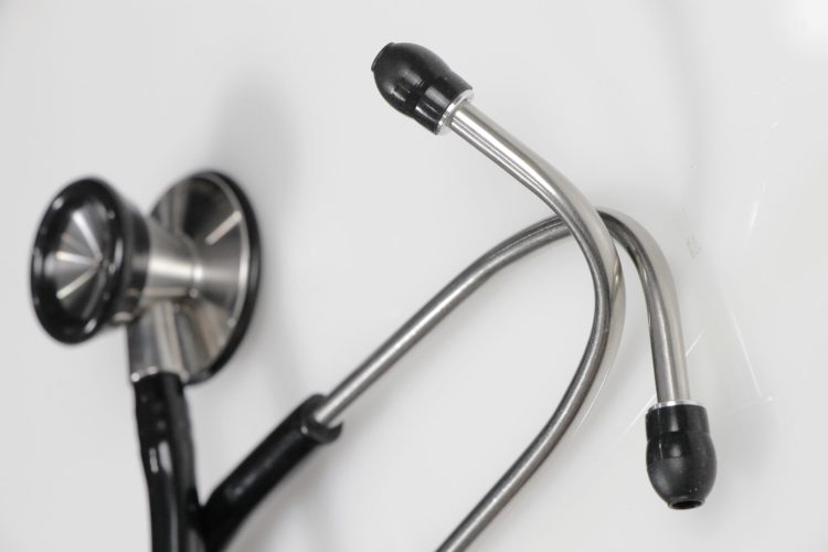 Peralatan Medis Stetoskop Untuk Mendengar Suara Tubuh