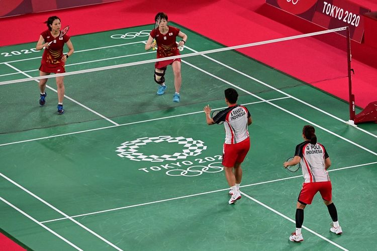 Permainan Olahraga Raket Atau Badminton Bulu Tangkis