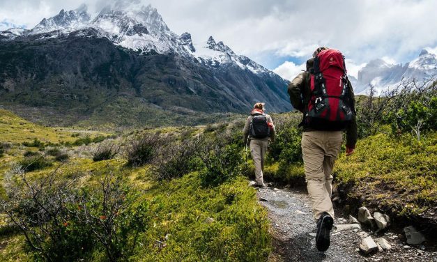 Bahasa Muncak Atau Mendaki Sebuah Gunung Yang Tinggi