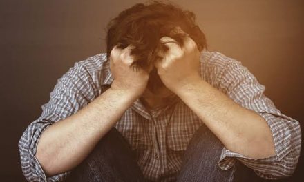 Kondisi Seseorang Depresi Dengan Tekanan Cukup Berat
