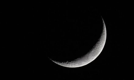 Keindahan Satelit Bumi Sebuah Benda Langit Bulan