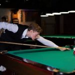 Olahraga Meja Billiard Dengan Stik Bola