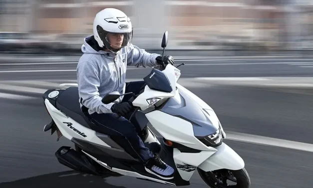 Sebuah Kendaraan Canggih Tanpa Gigi Sistem Matic