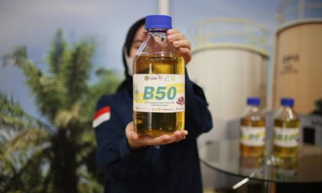 Sebuah Minyak Solar Sebagai Bahan Bakar Kendaraan
